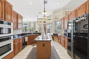 7407 Park Springs Cir, Orlando, FL 32835 - Photo 11