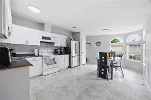 2995 Thornhill Rd, Winter Haven, FL 33880 - Photo 9