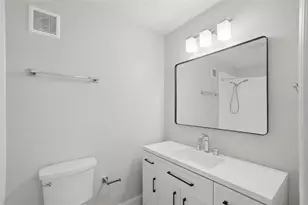 1910 Summer Club Dr, Oviedo, FL 32765 - Photo 17