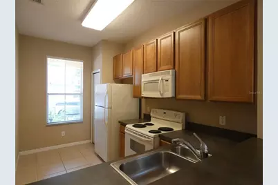 2111 Retreat View Circle, Sanford, FL 32771 - Photo 5