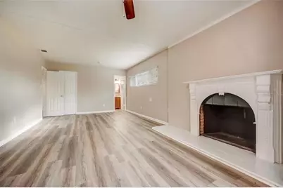 4223 E Pine Hill Circle, Orlando, FL 32808 - Photo 9