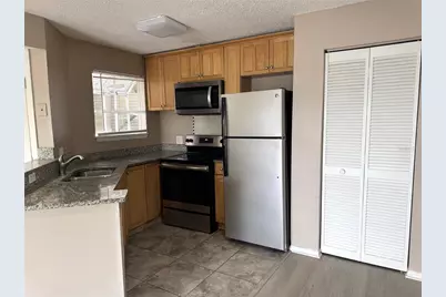 1916 Lake Atriums Circle #32, Orlando, FL 32839 - Photo 11