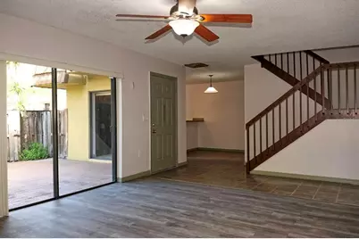 5289 Middle Court #125, Orlando, FL 32811 - Photo 3