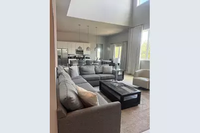 7770 Sandy Ridge Drive #210, Reunion, FL 34747 - Photo 5