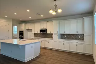 6982 Rolling Gardens Loop, Groveland, FL 34736 - Photo 5