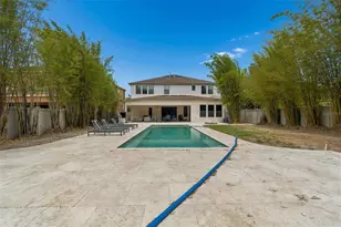 14320 Avon Farms Dr, Tampa, FL 33618 - Photo 59