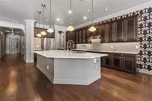 14320 Avon Farms Dr, Tampa, FL 33618 - Photo 17