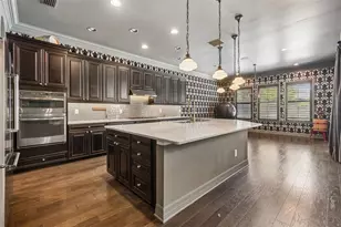 14320 Avon Farms Dr, Tampa, FL 33618 - Photo 13