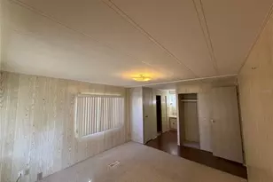 930 Tarrson Blvd, Lady Lake, FL 32159 - Photo 17