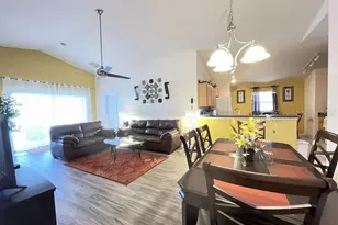 136 Starbird Ct, Davenport, FL 33896 - Photo 5