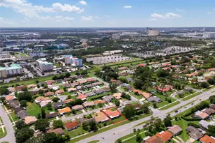 10760 Wilderness Ct, Orlando, FL 32821 - Photo 31