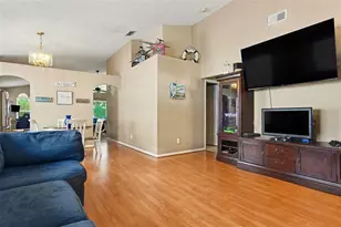 14636 Kristenright Ln, Orlando, FL 32826 - Photo 5
