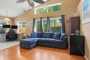 14636 Kristenright Ln, Orlando, FL 32826 - Photo 9