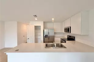 842 Lynx St, Davenport, FL 33837 - Photo 9