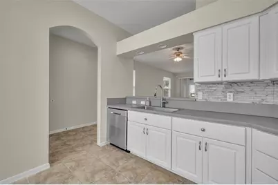 21630 Regency Park Ln, Leesburg, FL 34748 - Photo 15