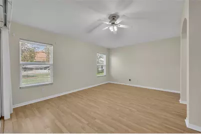 21630 Regency Park Ln, Leesburg, FL 34748 - Photo 19