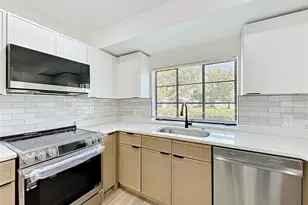 2222 Valencia Rd, Orlando, FL 32803 - Photo 13
