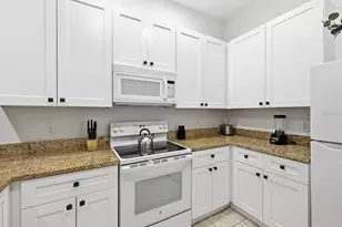 206 Andros Ave, Davenport, FL 33897 - Photo 13