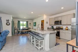 6358 Sanders Grove Cir, Okahumpka, FL 34762 - Photo 7