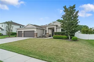 615 Lake Cove Pointe Cir, Winter Garden, FL 34787 - Photo 3