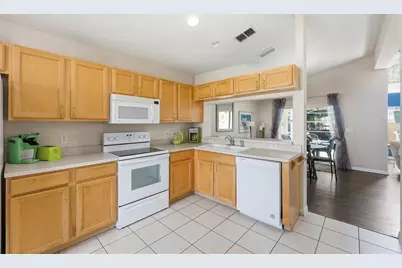 816 Troon Circle, Davenport, FL 33897 - Photo 15