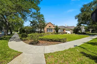 264 Blue Stone Cir, Winter Garden, FL 34787 - Photo 5