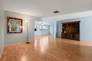 606 La Jolla Ave, Sun City Center, FL 33573 - Photo 9