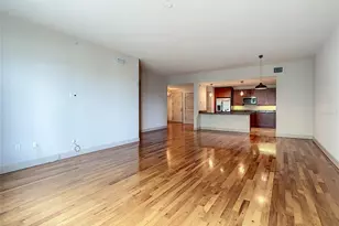 100 S Eola Dr, Orlando, FL 32801 - Photo 11