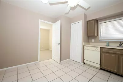 921 Saint Croix Court, Orlando, FL 32835 - Photo 15