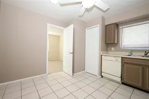 921 St Croix Ct, Orlando, FL 32835 - Photo 15