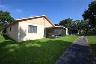 921 St Croix Ct, Orlando, FL 32835 - Photo 33