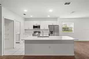 704 Pasteur Ln, Kissimmee, FL 34759 - Photo 7
