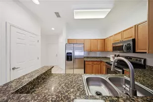 2484 Lancien Ct, Orlando, FL 32826 - Photo 9