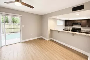 3922 Crayrich Cir, Orlando, FL 32839 - Photo 3