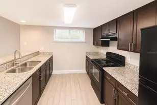 3922 Crayrich Cir, Orlando, FL 32839 - Photo 5