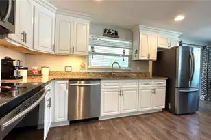111 NE Palencia Rd, Auburndale, FL 33823 - Photo 5