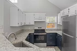3396 Parkchester Square Blvd, Orlando, FL 32835 - Photo 5