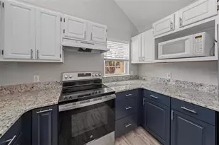 3396 Parkchester Square Blvd, Orlando, FL 32835 - Photo 7