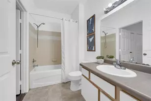 5975 Westgate Dr, Orlando, FL 32835 - Photo 23