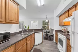 5975 Westgate Dr, Orlando, FL 32835 - Photo 13