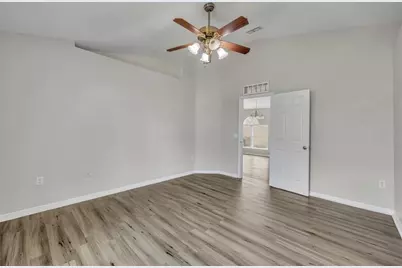 3147 Whispering Trails Street, Winter Haven, FL 33884 - Photo 17