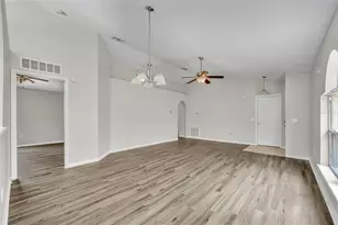 3147 Whispering Trails St, Winter Haven, FL 33884 - Photo 9