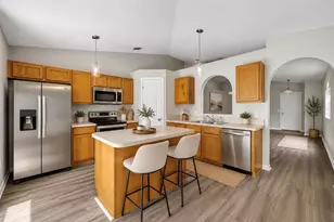 3147 Whispering Trails St, Winter Haven, FL 33884 - Photo 11