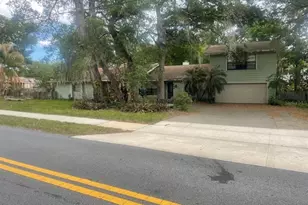 684 Stratford Dr, Deland, FL 32724 - Photo 1