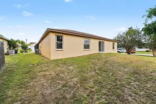 3579 Manor Loop, Lakeland, FL 33810 - Photo 13