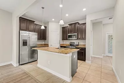 28522 E Pleasant Bay Loop, Wesley Chapel, FL 33543 - Photo 11