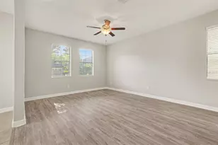 28522 E Pleasant Bay Loop, Wesley Chapel, FL 33543 - Photo 7