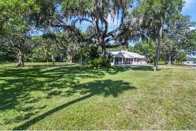 1405 Pioneer Trail, New Smyrna Beach, FL 32168 - Photo 27