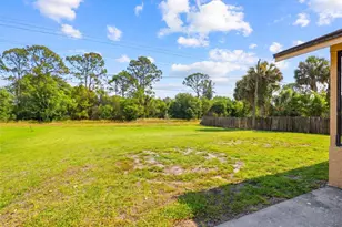 871 Lamplighter Dr NW, Palm Bay, FL 32907 - Photo 25
