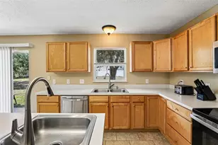 274 Jocelyn Dr, Davenport, FL 33897 - Photo 5